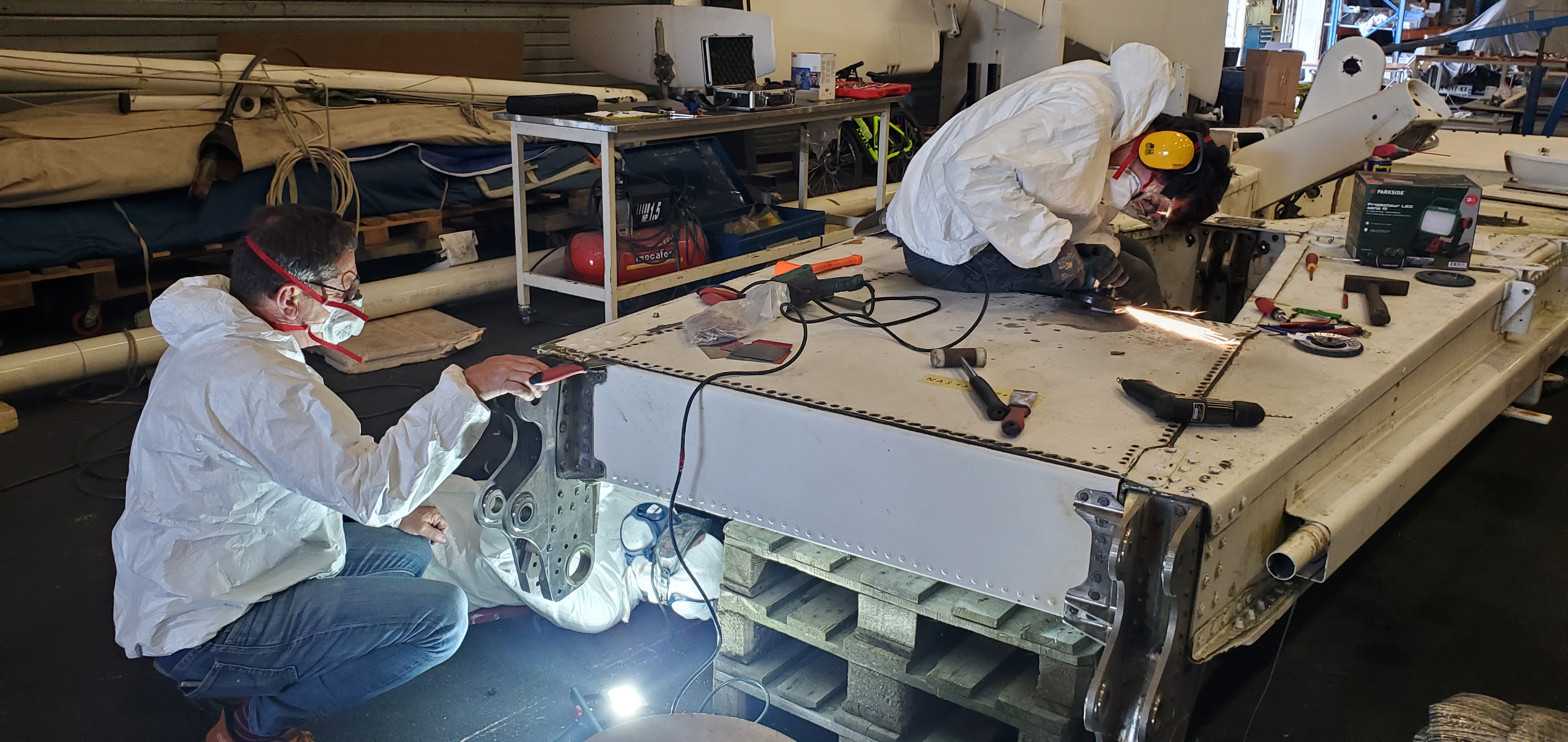 Rénovation d'un bras de liaison de L'Hydroptère | Refit of a lateral beam of L'Hydroptère